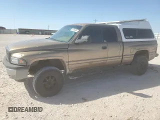 2000 Dodge 2500 z VIN 1B7KC2369YJ167684, wystawiony jako Copart lot #51384395 z przebiegiem 377 933 mil mil oraz Czysty tytuł • Clean title. Historia ofert i sprzedaży dostępna na DreamBid. Obrazek 1.
