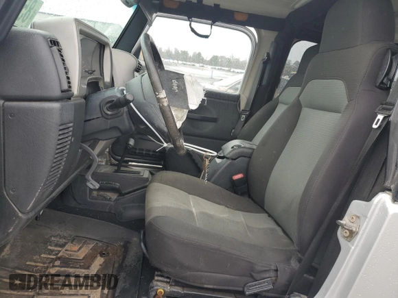 2006 Jeep Wrangler Unlimited LWB with VIN 1J4FA44S36P777065, listed as a Copart auction lot 85972434 with 207,841 mi miles and Salvage Title. Bid and sale history available at carsss.com. Image 7.