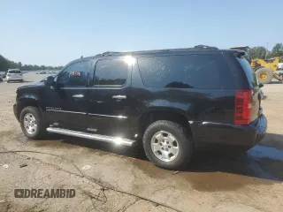2007 Chevrolet Suburban LTZ with VIN 3GNFC16087G129261, listed as a Copart auction lot 53371595 with 159,138 mi miles and Salvage title. Bid and sale history available at DreamBid. Image 2.