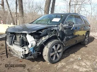 2018 Chevrolet Traverse LT z VIN 1GNEVHKWXJJ199472, wystawiony jako IAAI lot #41499911 z przebiegiem 129 127 mil mil oraz . Historia ofert i sprzedaży dostępna na DreamBid. Obrazek 17.