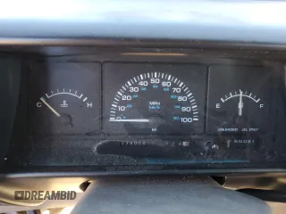 1992 Dodge Caravan z VIN 2B4GH2535NR705117, wystawiony jako Copart lot #77091264 z przebiegiem 174 008 mil mil oraz Szkody całkowita. Historia ofert i sprzedaży dostępna na DreamBid. Obrazek 9.