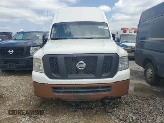 2018 Nissan NV Cargo SV z VIN 1N6AF0LY5JN805076, wystawiony jako Copart lot #56112895 z przebiegiem 229 785 mil mil oraz Tytuł czysty. Historia ofert i sprzedaży dostępna na DreamBid. Obrazek 5.