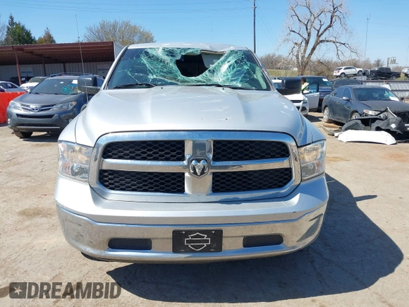 2018 Ram 1500 SLT z VIN 1C6RR6GG7JS303857, wystawiony jako IAAI lot #41779748 z przebiegiem 153 289 mil mil oraz . Historia ofert i sprzedaży dostępna na DreamBid. Obrazek 12.
