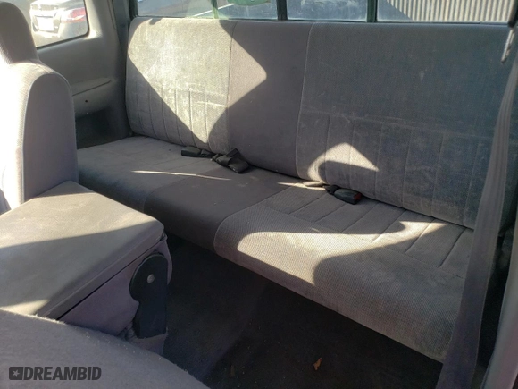 1996 Dodge Ram 1500 with VIN 3B7HF13Y8TG121531, listed as a Copart auction lot 72366134 with 220,797 mi miles and Salvage Title. Bid and sale history available at carsss.com. Image 10.