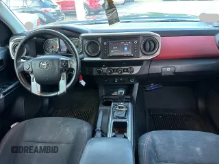 2019 Toyota Tacoma SR z VIN 3TMCZ5AN0KM203691, wystawiony jako Copart lot #60376205 z przebiegiem 218 516 mil mil oraz Czysty tytuł • Clean title. Historia ofert i sprzedaży dostępna na DreamBid. Obrazek 9.