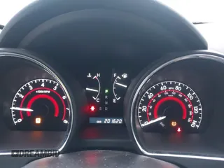 2011 Toyota Highlander z VIN 5TDBK3EHXBS080409, wystawiony jako IAAI lot #41509905 z przebiegiem 201 620 mil mil oraz . Historia ofert i sprzedaży dostępna na DreamBid. Obrazek 7.