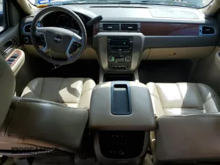 2007 GMC Yukon SLT with VIN 1GKFC13027R209818, listed as a Copart auction lot 65413344 with 227,300 mi miles and Salvage Title. Bid and sale history available at carsss.com. Image 8.