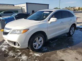 2015 Acura RDX Tech Pkg with VIN 5J8TB3H55FL013635, listed as a Copart auction lot 49058855 with 58,626 mi miles and Salvage Title. Bid and sale history available at carsss.com. Image 1.