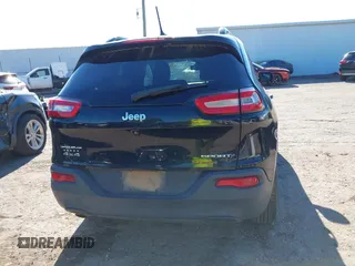 2016 Jeep Cherokee Sport with VIN 1C4PJMAB2GW239012, listed as a IAAI auction lot 42301996 with 147,297 mi miles and . Bid and sale history available at DreamBid. Image 16.