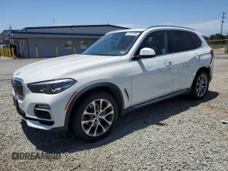 2019 BMW X5 xDrive40i z VIN 5UXCR6C54KLK88490, wystawiony jako Copart lot #57917005 z przebiegiem 50 948 mil mil oraz Szkoda całkowita • Salvage title. Historia ofert i sprzedaży dostępna na DreamBid. Obrazek 1.