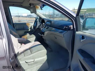 2007 Honda Odyssey EX-L with VIN 5FNRL386X7B405321, listed as a IAAI auction lot 41703384 with 198,552 mi miles. Bid and sale history available at carsss.com. Image 5.