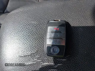 2015 Kia Sorento SX Limited with VIN 5XYKW4A73FG639051, listed as a IAAI auction lot 42106446 with 145,981 mi miles. Bid and sale history available at carsss.com. Image 11.