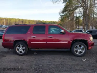 2009 Chevrolet Suburban LTZ with VIN 1GNFK36359R220094, listed as a IAAI auction lot 41858436 with 247,913 mi miles. Bid and sale history available at carsss.com. Image 13.