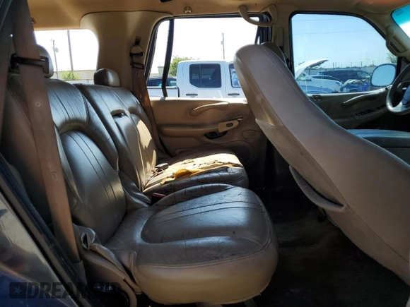 2001 Ford Expedition Eddie Bauer with VIN 1FMRU17L41LA95384, listed as a Copart auction lot 65800784 with Not provided miles and Salvage title. Bid and sale history available at DreamBid. Image 11.