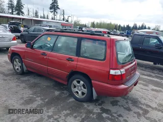 2001 Subaru Forester S w/Premium Pkg with VIN JF1SF65611H736252, listed as a IAAI auction lot 42025458 with 122,410 mi miles. Bid and sale history available at carsss.com. Image 3.