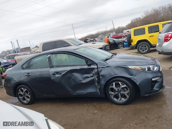 2020 Kia Forte LXS with VIN 3KPF24AD9LE204708, listed as a IAAI auction lot 41137915 with NaN miles. Bid and sale history available at carsss.com. Image 13.