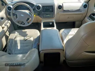 2004 Ford Expedition Eddie Bauer with VIN 1FMPU18L04LB25510, listed as a Copart auction lot 55862235 with 294,959 mi miles and Salvage title. Bid and sale history available at DreamBid. Image 8.