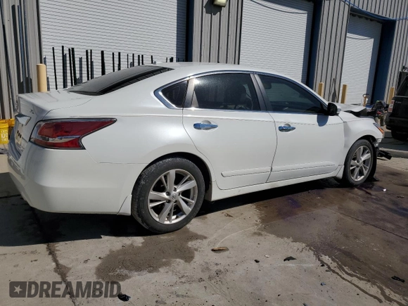 2015 Nissan Altima SL with VIN 1N4AL3AP2FN354371, listed as a Copart auction lot 57780605 with 135,683 mi miles and Salvage title. Bid and sale history available at DreamBid. Image 3.