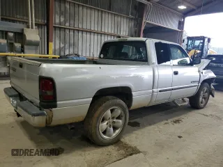 2001 Dodge 1500 z VIN 1B7HC13YX1J513883, wystawiony jako Copart lot #55607775 z przebiegiem Nie podano mil oraz Szkoda całkowita • Salvage title. Historia ofert i sprzedaży dostępna na DreamBid. Obrazek 3.