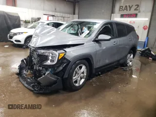 2024 GMC Terrain SLE z VIN 3GKALMEG7RL250879, wystawiony jako Copart lot #50775945 z przebiegiem 14 503 mil mil oraz Szkody całkowita. Historia ofert i sprzedaży dostępna na DreamBid. Obrazek 1.