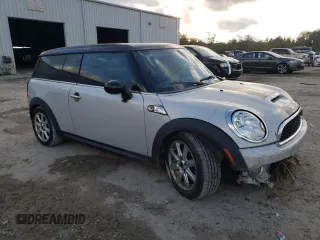 2014 MINI Clubman S z VIN WMWZG3C52ETY33460, wystawiony jako Copart lot #82752834 z przebiegiem 130 015 mil mil oraz Szkoda całkowita • Salvage title. Historia ofert i sprzedaży dostępna na DreamBid. Obrazek 4.