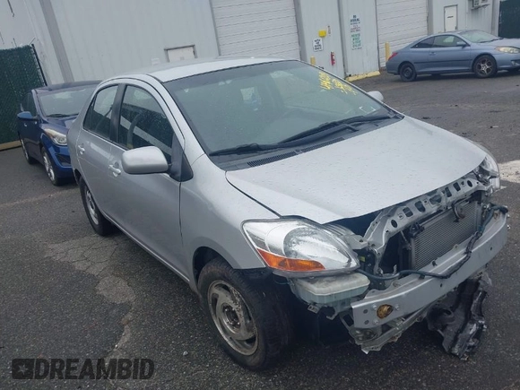 2009 Toyota Yaris with VIN JTDBT903694047246, listed as a IAAI auction lot 41961204 with 154,430 mi miles. Bid and sale history available at carsss.com. Image 1.