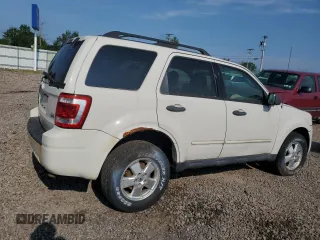 2012 Ford Escape XLT z VIN 1FMCU9DG8CKA54454, wystawiony jako Copart lot #63661675 z przebiegiem 123 759 mil mil oraz Czysty tytuł • Clean title. Historia ofert i sprzedaży dostępna na DreamBid. Obrazek 3.