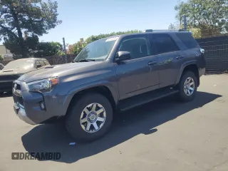 2015 Toyota 4Runner Limited with VIN JTEBU5JR9F5226813, listed as a Copart auction lot 62924615 with 44,488 mi miles and Salvage title. Bid and sale history available at DreamBid. Image 1.