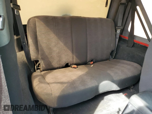 2006 Jeep Wrangler Sport z VIN 1J4FA49S86P754812, wystawiony jako Copart lot #56543395 z przebiegiem 192 851 mil mil oraz Szkoda całkowita • Salvage title. Historia ofert i sprzedaży dostępna na DreamBid. Obrazek 11.