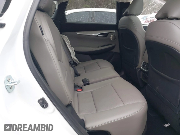 2023 Infiniti QX50 Sensory z VIN 3PCAJ5EB1PF120667, wystawiony jako IAAI lot #41279045 z przebiegiem 9 132 mil mil oraz . Historia ofert i sprzedaży dostępna na DreamBid. Obrazek 8.