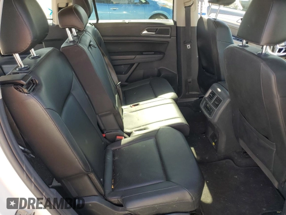 2019 Volkswagen Atlas SE with VIN 1V2DR2CA2KC533880, listed as a Copart auction lot 57353705 with 104,110 mi miles and Salvage title. Bid and sale history available at DreamBid. Image 11.
