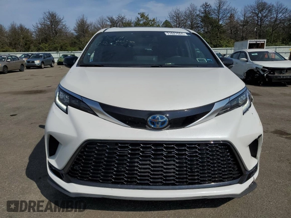 2023 Toyota Sienna XSE 25th Anniversary with VIN 5TDCSKFC6PS083719, listed as a Copart auction lot 71627604 with 71,367 mi miles and Salvage title. Bid and sale history available at DreamBid. Image 5.
