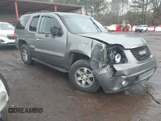 2008 GMC Yukon SLT w/4SB with VIN 1GKFC13008J141826, listed as a IAAI auction lot 41395631 with 1 mi miles. Bid and sale history available at carsss.com. Image 1.