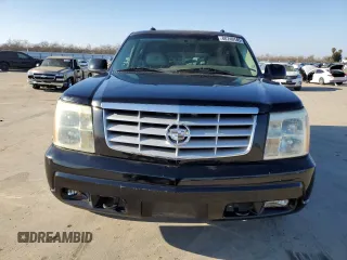 2003 Cadillac Escalade with VIN 1GYEC63T43R157689, listed as a Copart auction lot 88749145 with 138,905 mi miles and Salvage title. Bid and sale history available at DreamBid. Image 5.