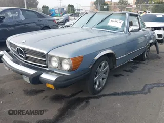 1985 Mercedes-Benz 380 z VIN WDBBA45C5FA029222, wystawiony jako IAAI lot #41658132 z przebiegiem 129 548 mil mil oraz . Historia ofert i sprzedaży dostępna na DreamBid. Obrazek 17.
