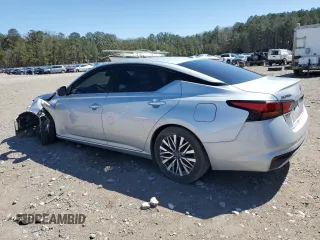 2023 Nissan Altima SV z VIN 1N4BL4DVXPN364779, wystawiony jako Copart lot #47776135 z przebiegiem 68 324 mil mil oraz Szkoda całkowita • Salvage title. Historia ofert i sprzedaży dostępna na DreamBid. Obrazek 2.