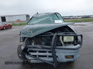 2001 Nissan Xterra XE z VIN 5N1ED28Y51C571544, wystawiony jako IAAI lot #42369137 z przebiegiem 202 908 mil mil oraz . Historia ofert i sprzedaży dostępna na DreamBid. Obrazek 13.