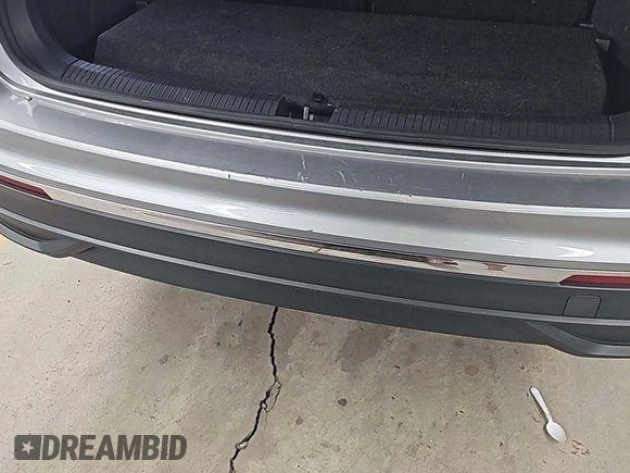 2024 Volkswagen Tiguan SE с VIN 3VV3B7AX6RM085904, выставлен на аукционе IAAI как лот 42852870 с пробегом 27 302 миль миль и . История ставок и продаж доступна на DreamBid. Изображение 19.