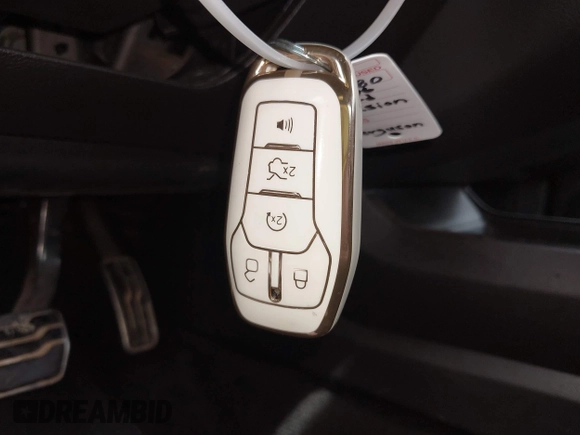 2016 Ford Fusion Titanium Hybrid with VIN 3FA6P0RU3GR190355, listed as a IAAI auction lot 42384309 with 157,172 mi miles and . Bid and sale history available at DreamBid. Image 11.