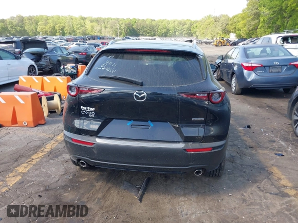 2025 Mazda CX-30 S Select Sport z VIN 3MVDMBBM3SM784464, wystawiony jako IAAI lot #42085045 z przebiegiem 1 953 mil mil oraz . Historia ofert i sprzedaży dostępna na DreamBid. Obrazek 16.