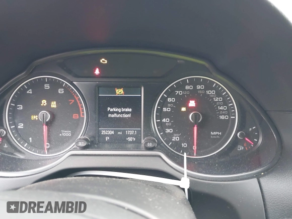 2016 Audi Q5 Premium Plus with VIN WA1L2AFP2GA090770, listed as a IAAI auction lot 41905423 with 252,304 mi miles. Bid and sale history available at carsss.com. Image 7.