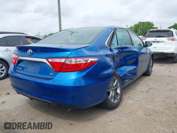 2017 Toyota Camry XLE with VIN 4T1BF1FKXHU658043, listed as a IAAI auction lot 41879126 with 130,949 mi miles. Bid and sale history available at carsss.com. Image 4.