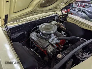 1966 Chevrolet Impala z VIN 164376Y158054, wystawiony jako Copart lot #86863514 z przebiegiem 32 332 mil mil oraz Czysty tytuł • Clean title. Historia ofert i sprzedaży dostępna na DreamBid. Obrazek 7.