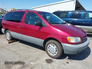 2000 Toyota Sienna LE z VIN 4T3ZF13C9YU244996, wystawiony jako IAAI lot #42358567 z przebiegiem 193 924 mil mil oraz . Historia ofert i sprzedaży dostępna na DreamBid. Obrazek 1.
