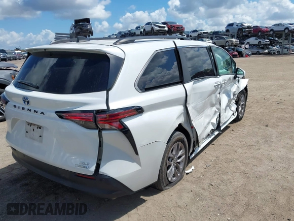 2022 Toyota Sienna XLE с VIN 5TDYRKECXNS074912, выставлен на аукционе IAAI как лот 42266527 с пробегом 59 596 миль миль и . История ставок и продаж доступна на DreamBid. Изображение 4.