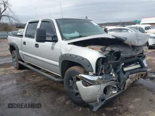 2006 GMC Sierra 1500 SLT with VIN 2GTEK13T461140044, listed as a IAAI auction lot 41590434 with 242,317 mi miles and . Bid and sale history available at carsss.com. Image 1.