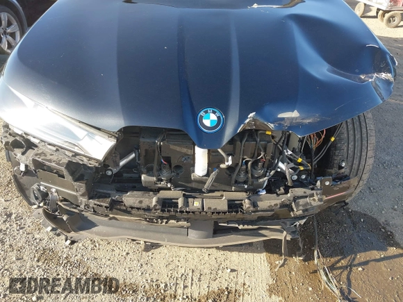 2022 BMW iX xDrive50 z VIN WB523CF07NCJ80006, wystawiony jako IAAI lot #41631767 z przebiegiem 28 311 mil mil oraz . Historia ofert i sprzedaży dostępna na DreamBid. Obrazek 20.