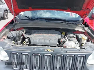 2015 Jeep Renegade Trailhawk with VIN ZACCJBCT7FPB80933, listed as a IAAI auction lot 42461878 with 138,803 mi miles and . Bid and sale history available at DreamBid. Image 10.