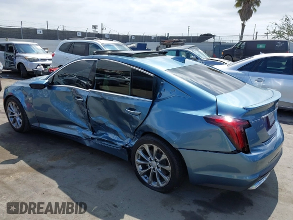 2024 Cadillac CT5 Premium Luxury z VIN 1G6DN5RK3R0110352, wystawiony jako IAAI lot #41885792 z przebiegiem 13 663 mil mil oraz . Historia ofert i sprzedaży dostępna na DreamBid. Obrazek 3.