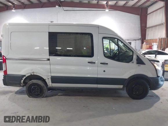 2016 Ford Transit Cargo с VIN 1FTYR1CM8GKA27958, выставлен на аукционе IAAI как лот 40308535 с пробегом 106 352 миль миль и . История ставок и продаж доступна на DreamBid. Изображение 13.
